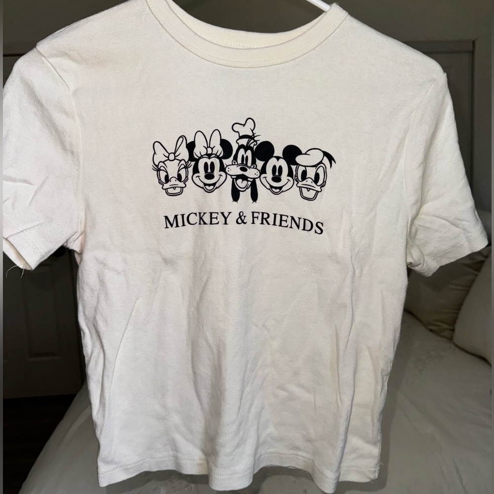 Vintage Disney mickey shirt